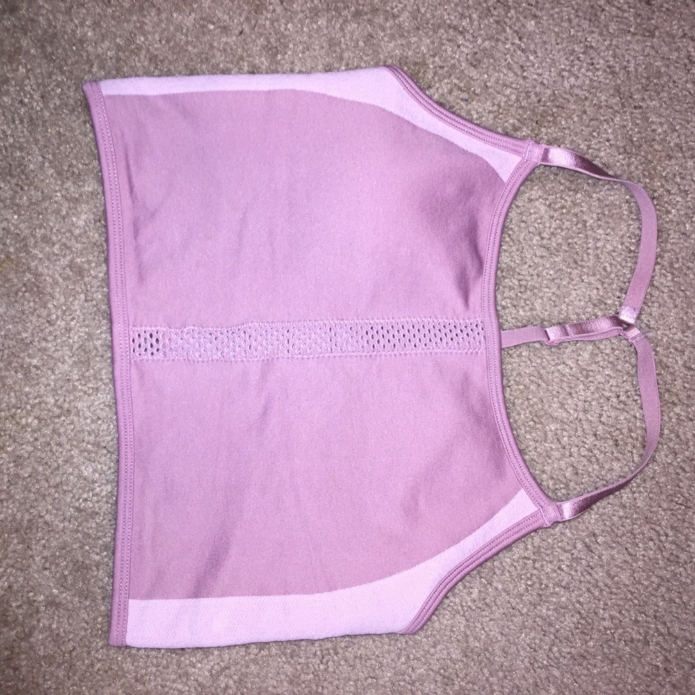 Fabletics Midi Sports Bra Crop